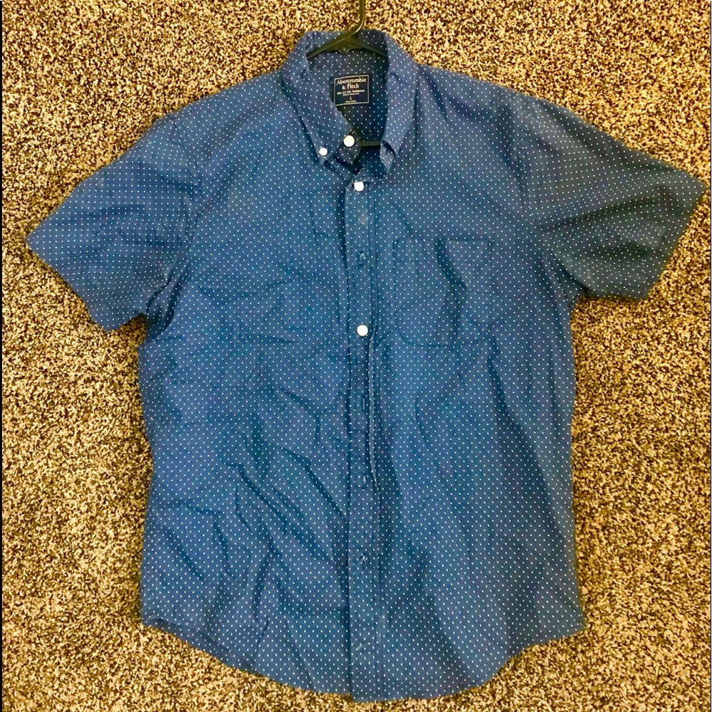Shirt sleeve button down